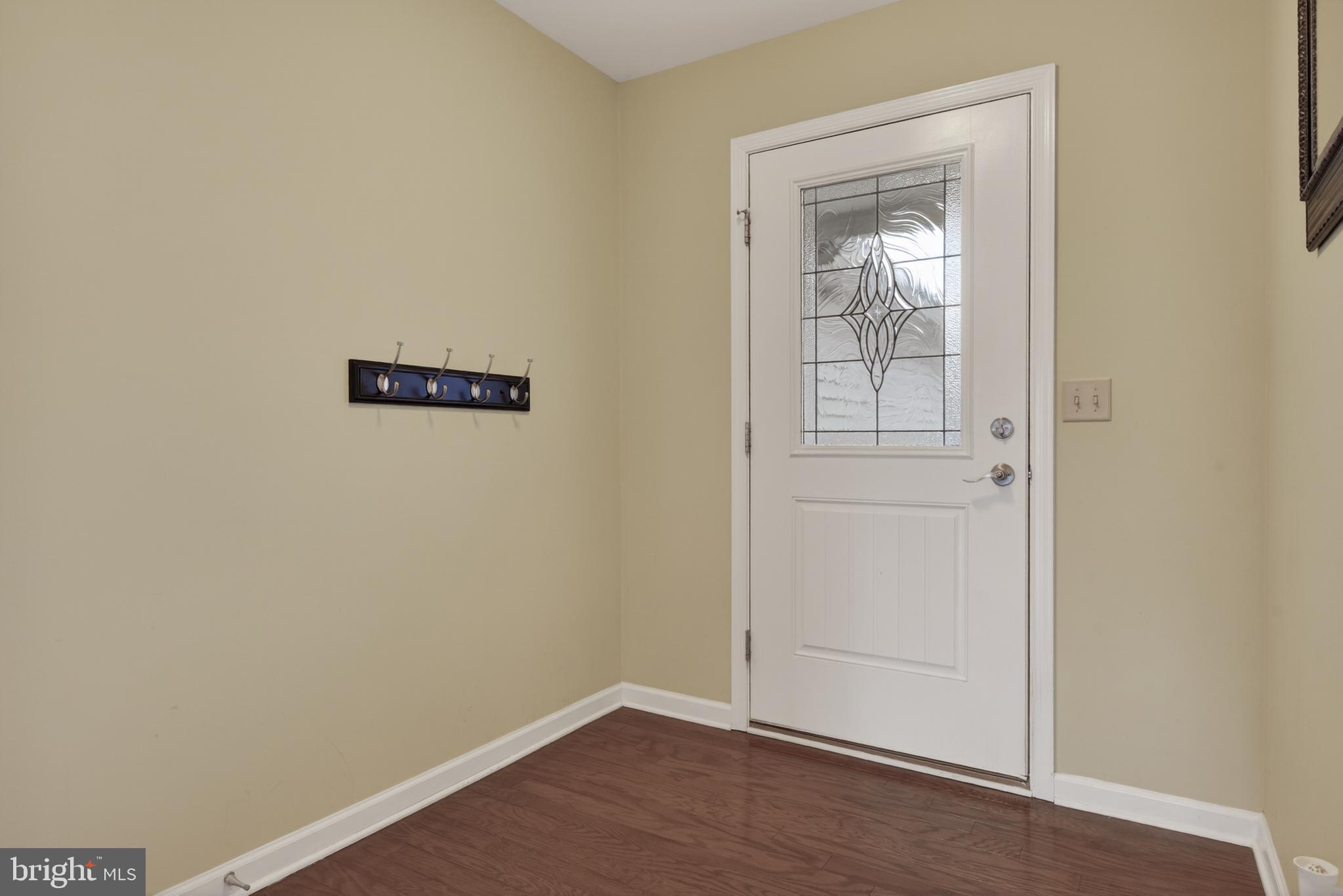 526 WHITECHAPEL ROAD