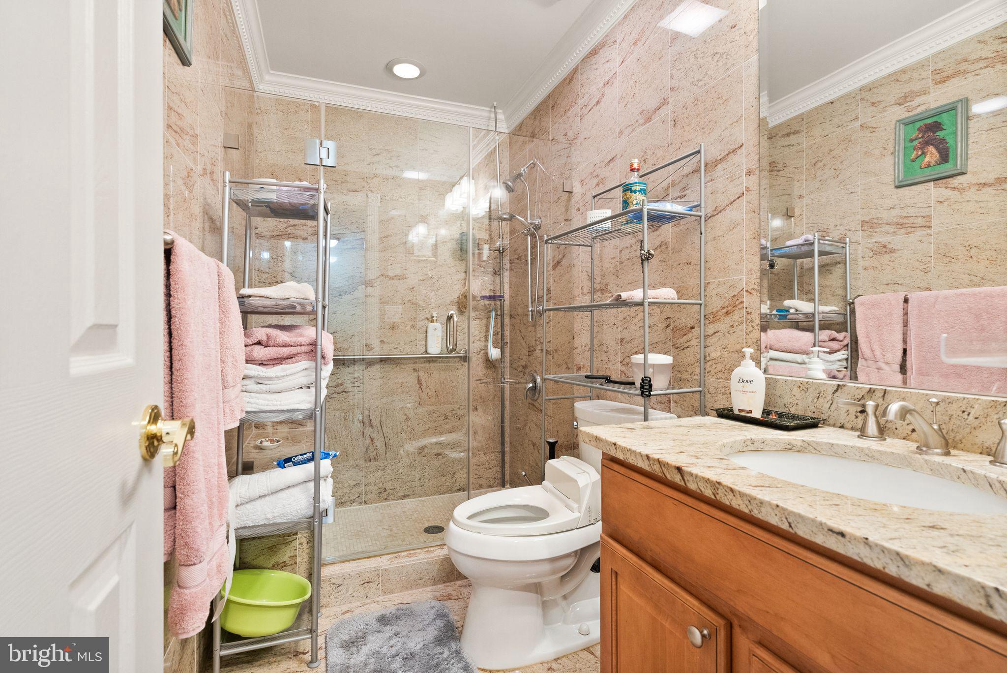 ASHBURN FARM - Residential