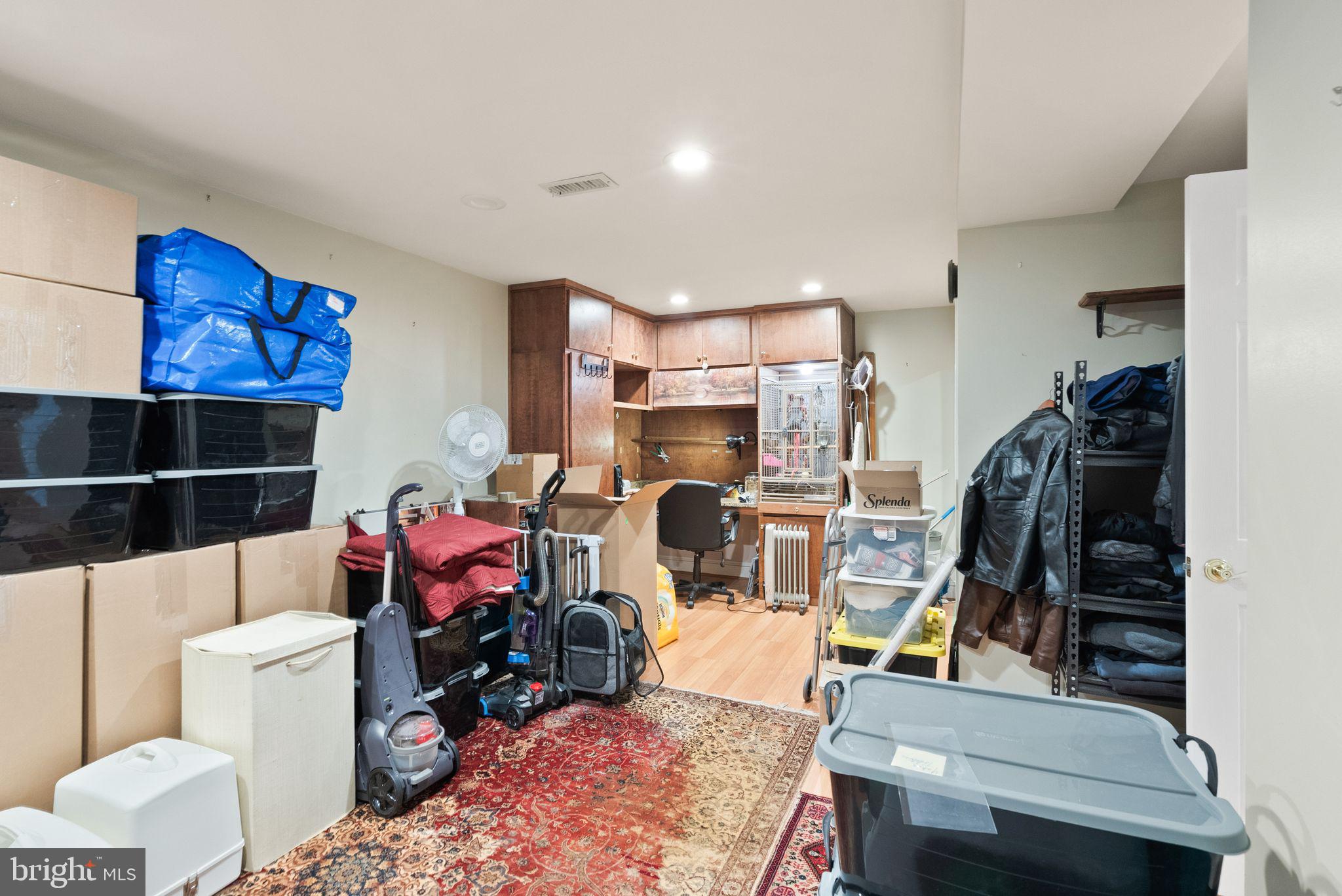 ASHBURN FARM - Residential