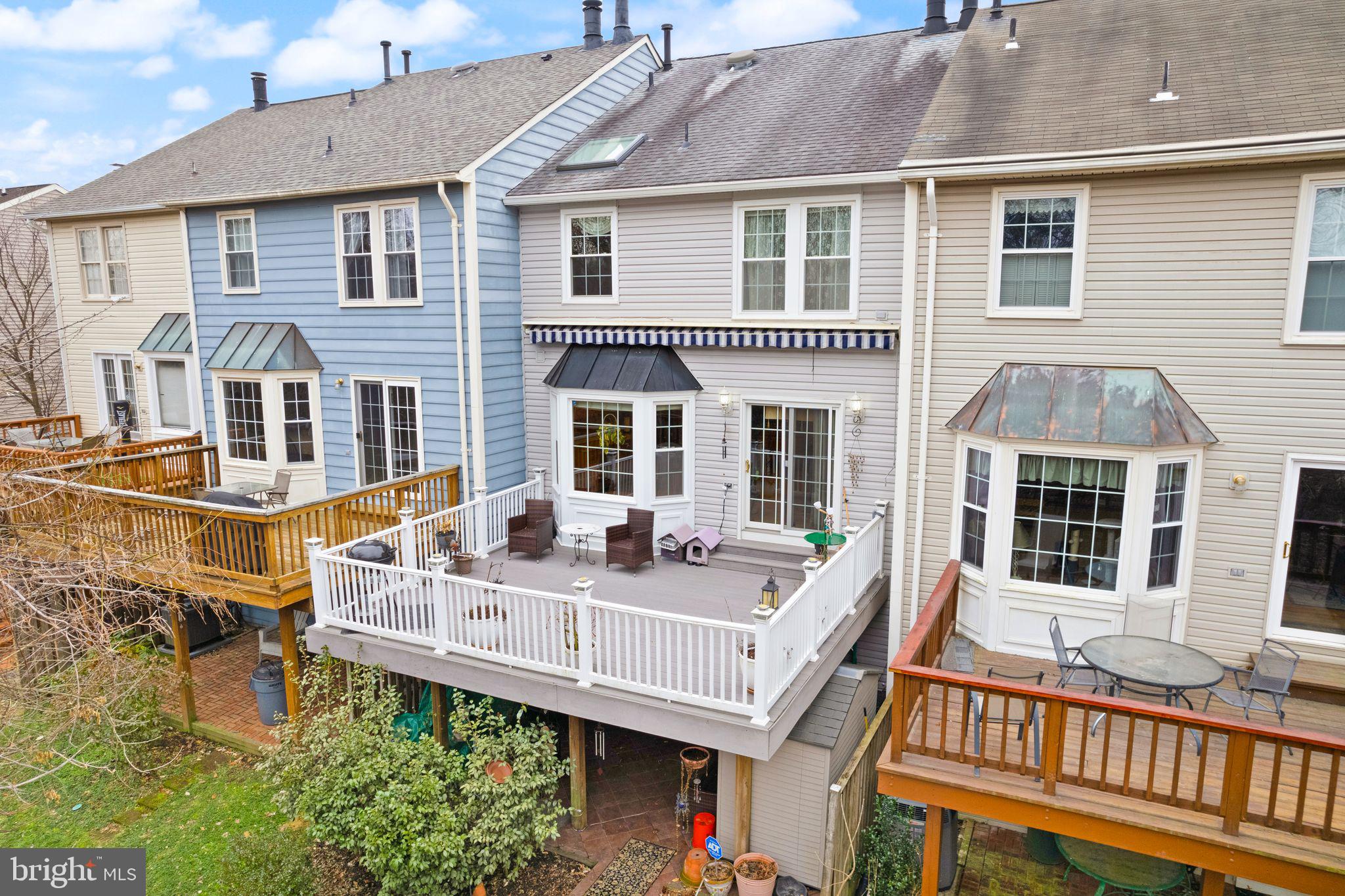 ASHBURN FARM - Residential