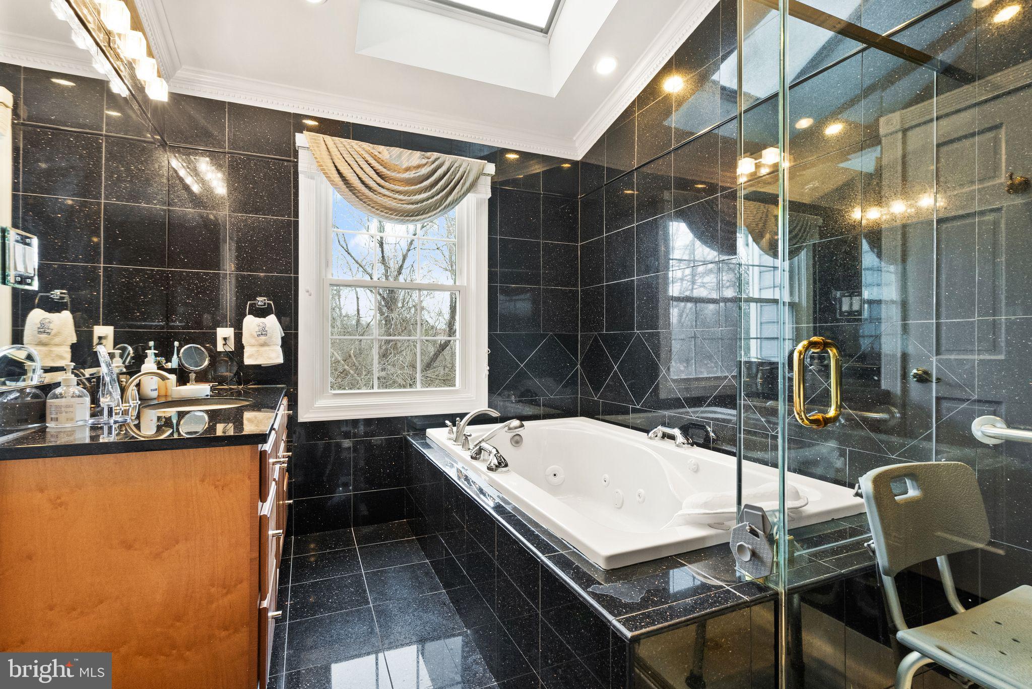 ASHBURN FARM - Residential