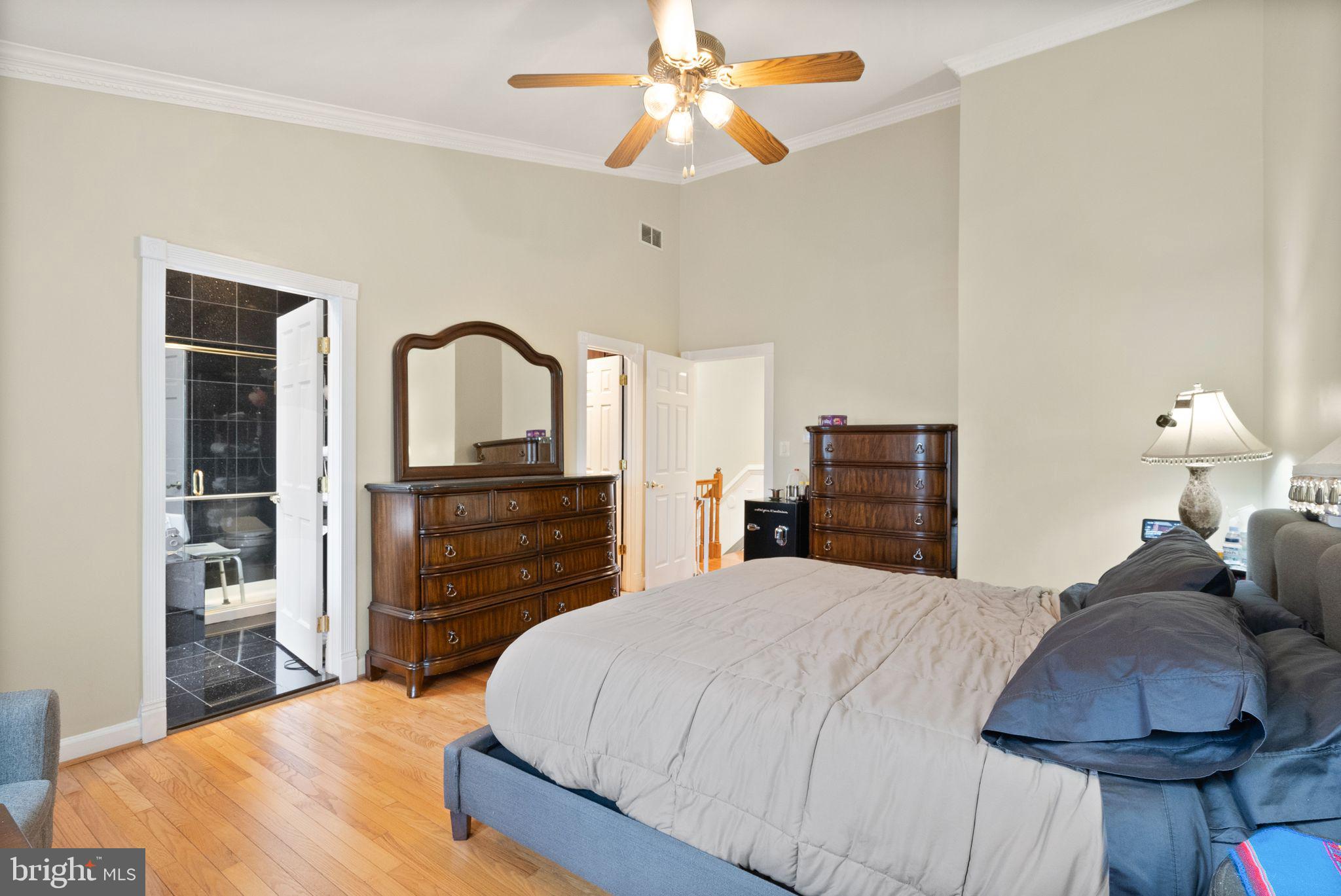 ASHBURN FARM - Residential