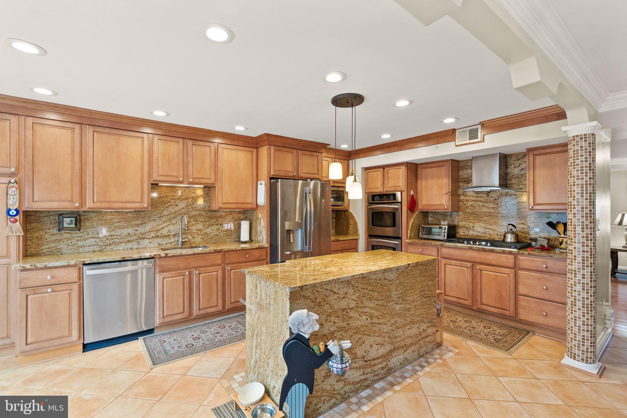 ASHBURN FARM - Residential