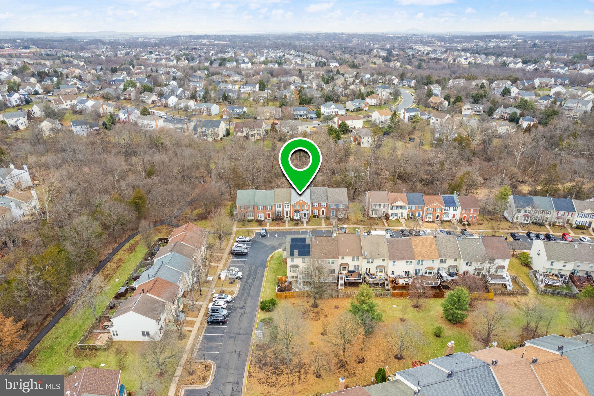 ASHBURN FARM - Residential