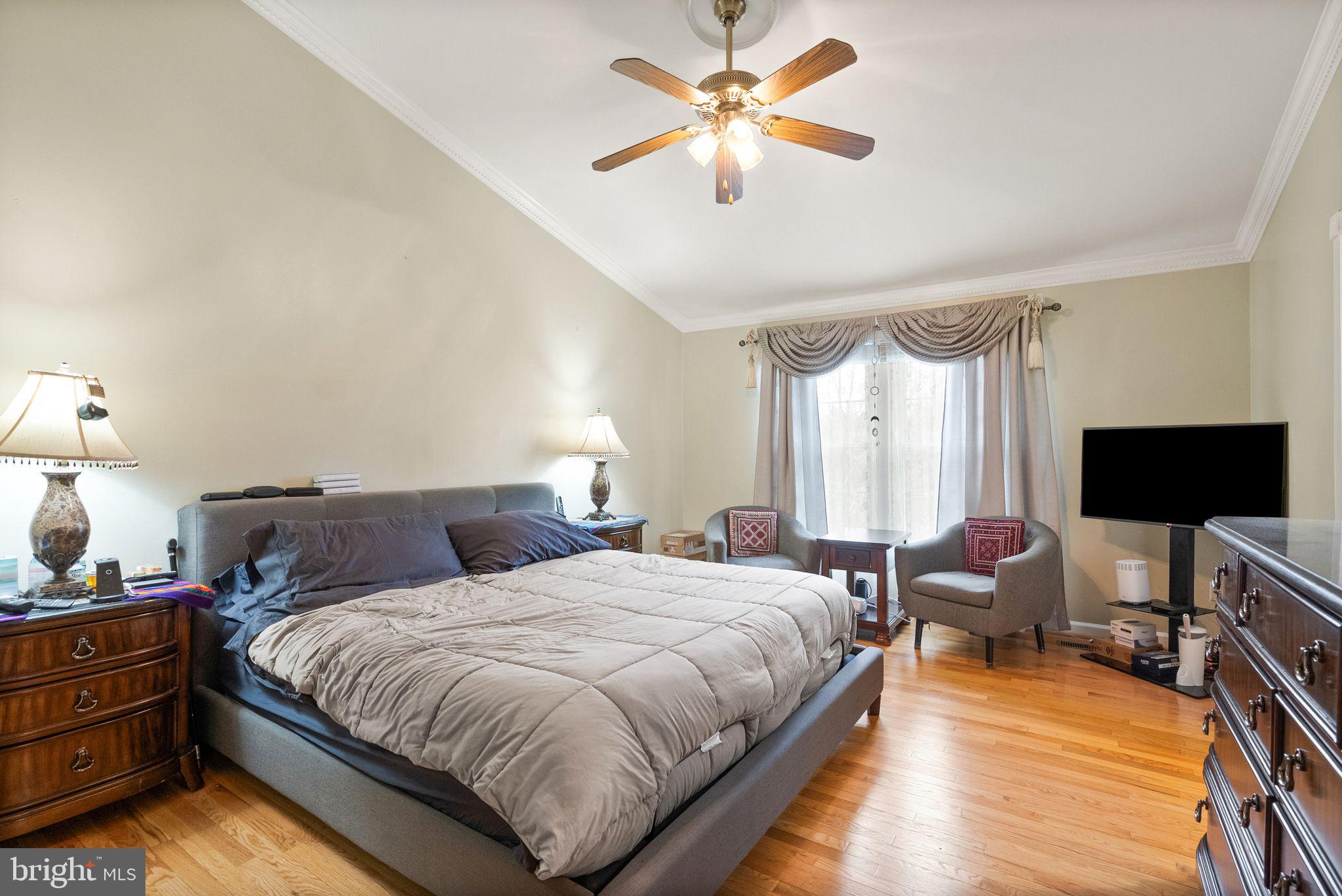 ASHBURN FARM - Residential