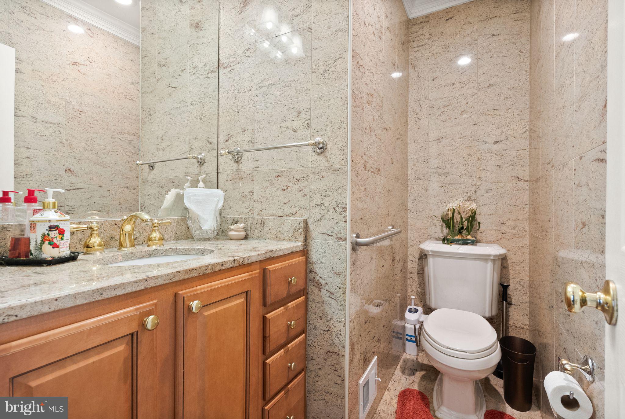 ASHBURN FARM - Residential