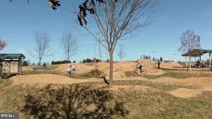 BROWNSTOWN ESTATES - Residential Lease