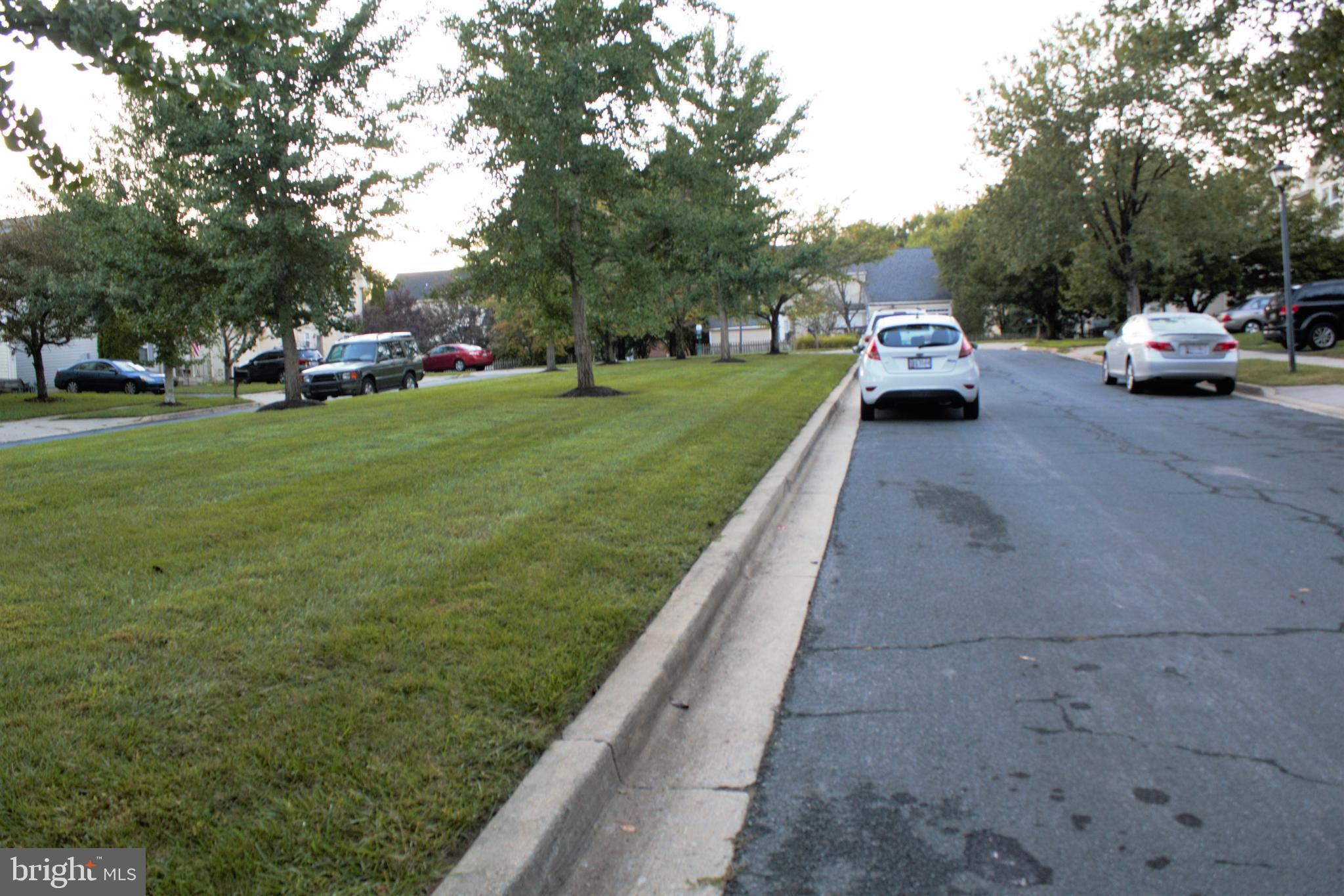 BROWNSTOWN ESTATES - Residential Lease