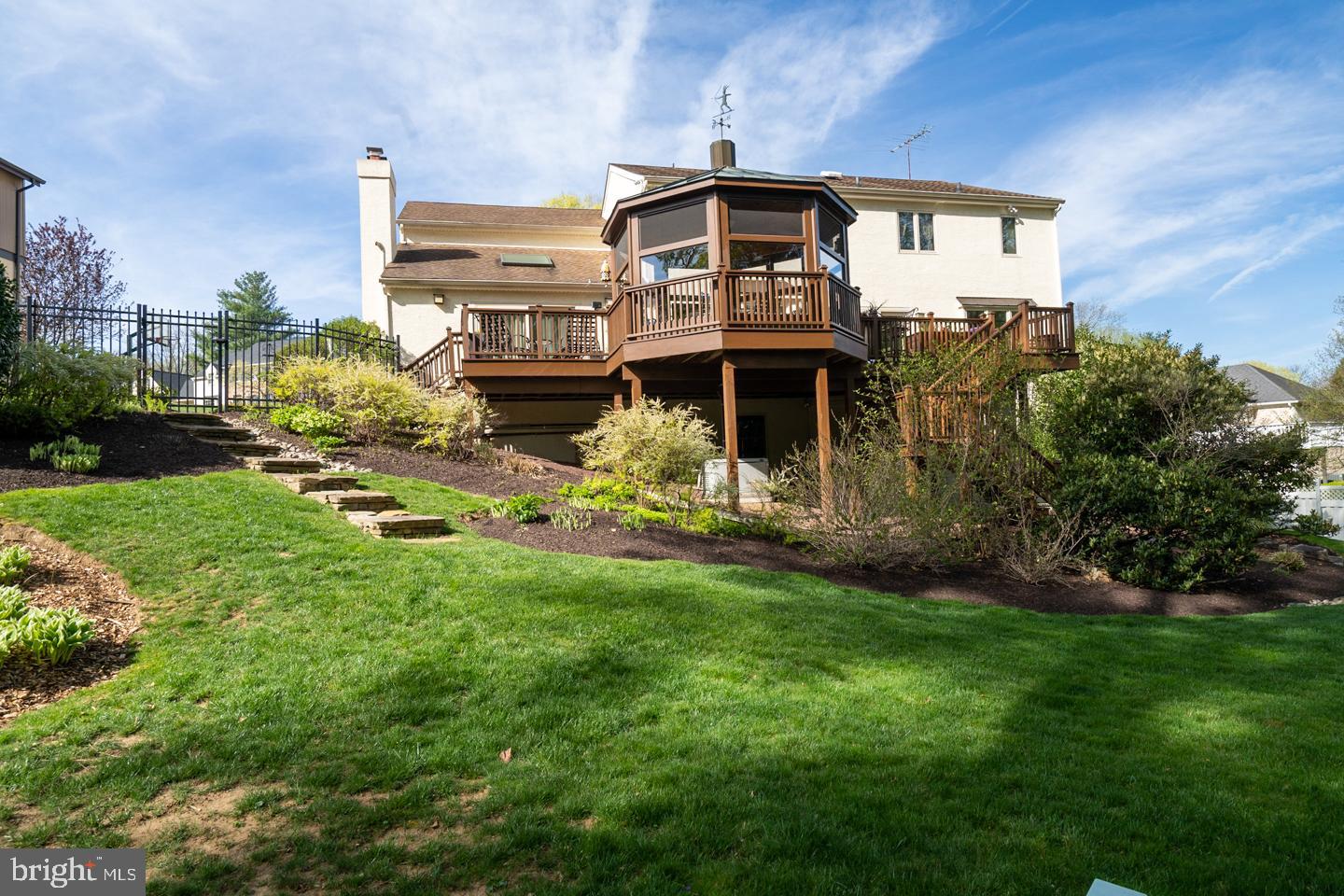 FOX FIELDS - Residential