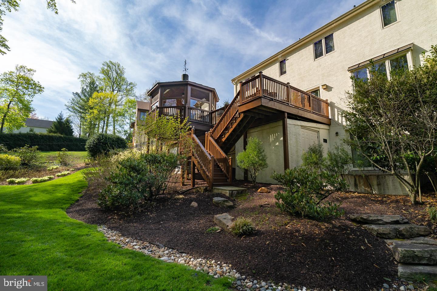 FOX FIELDS - Residential
