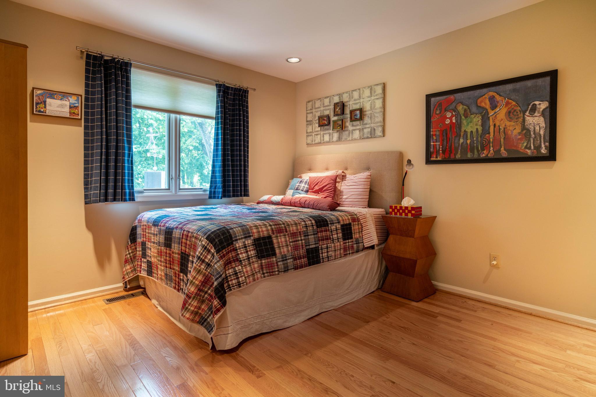 FOX FIELDS - Residential