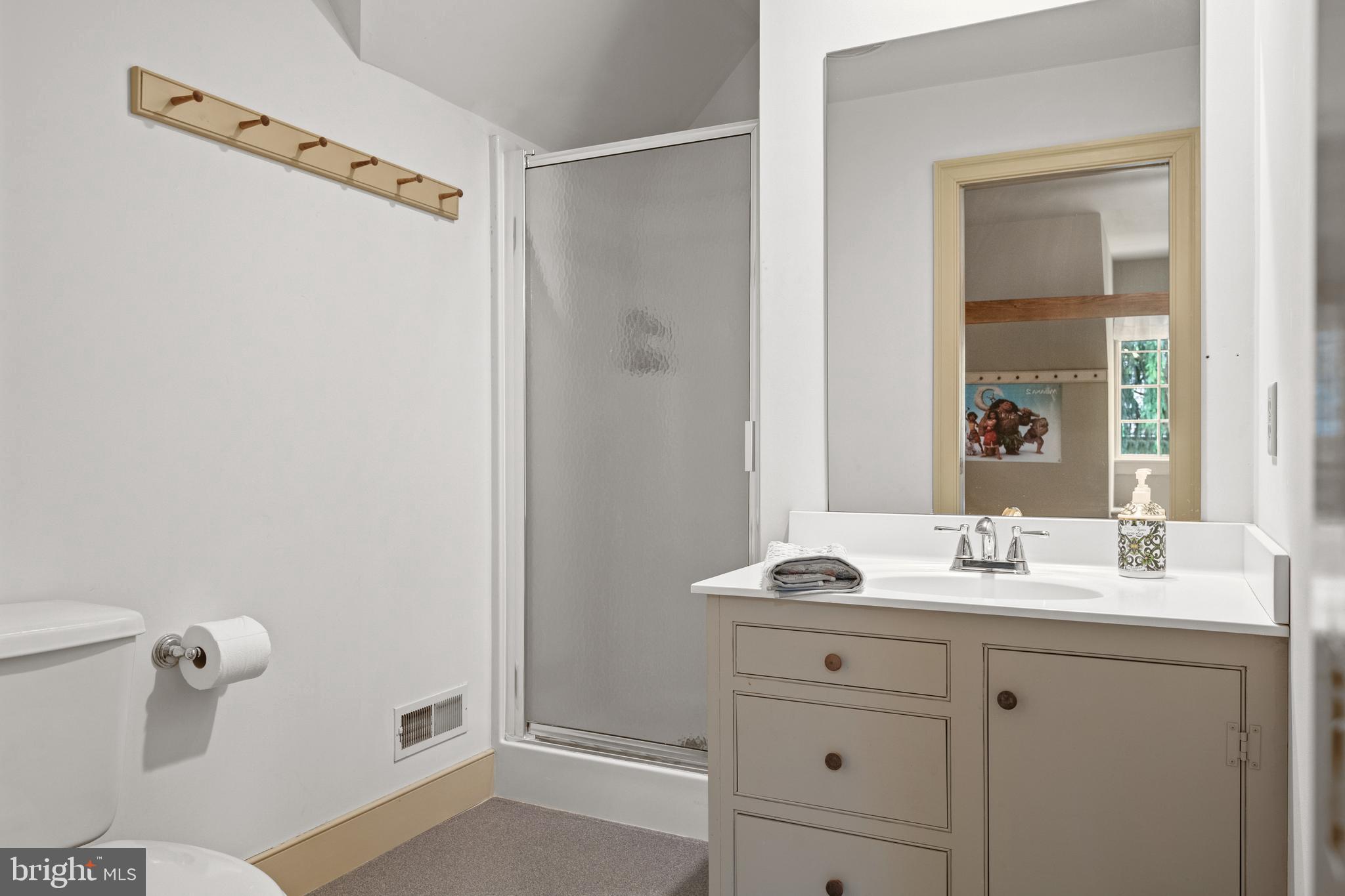 COUNTRY MEADOWS - Residential