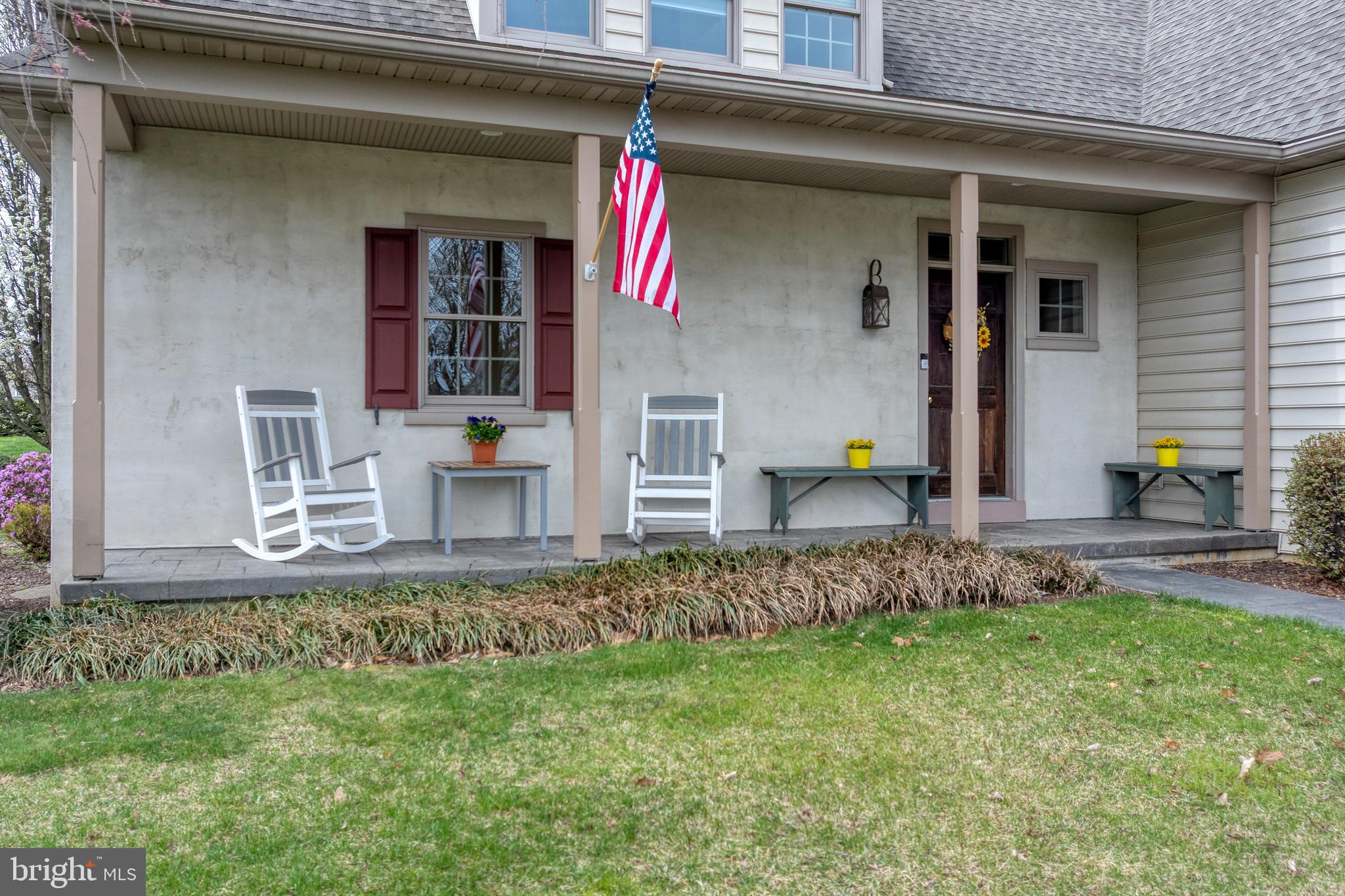 COUNTRY MEADOWS - Residential