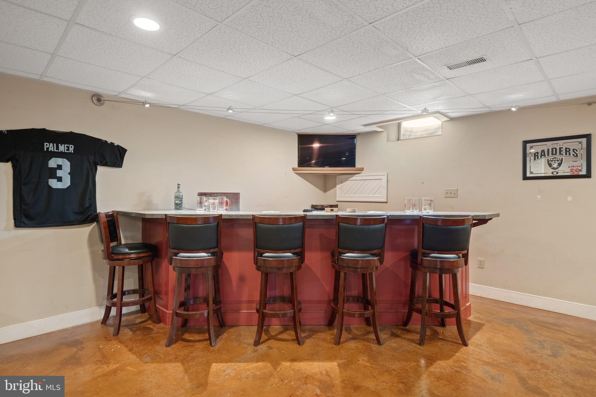 COUNTRY MEADOWS - Residential