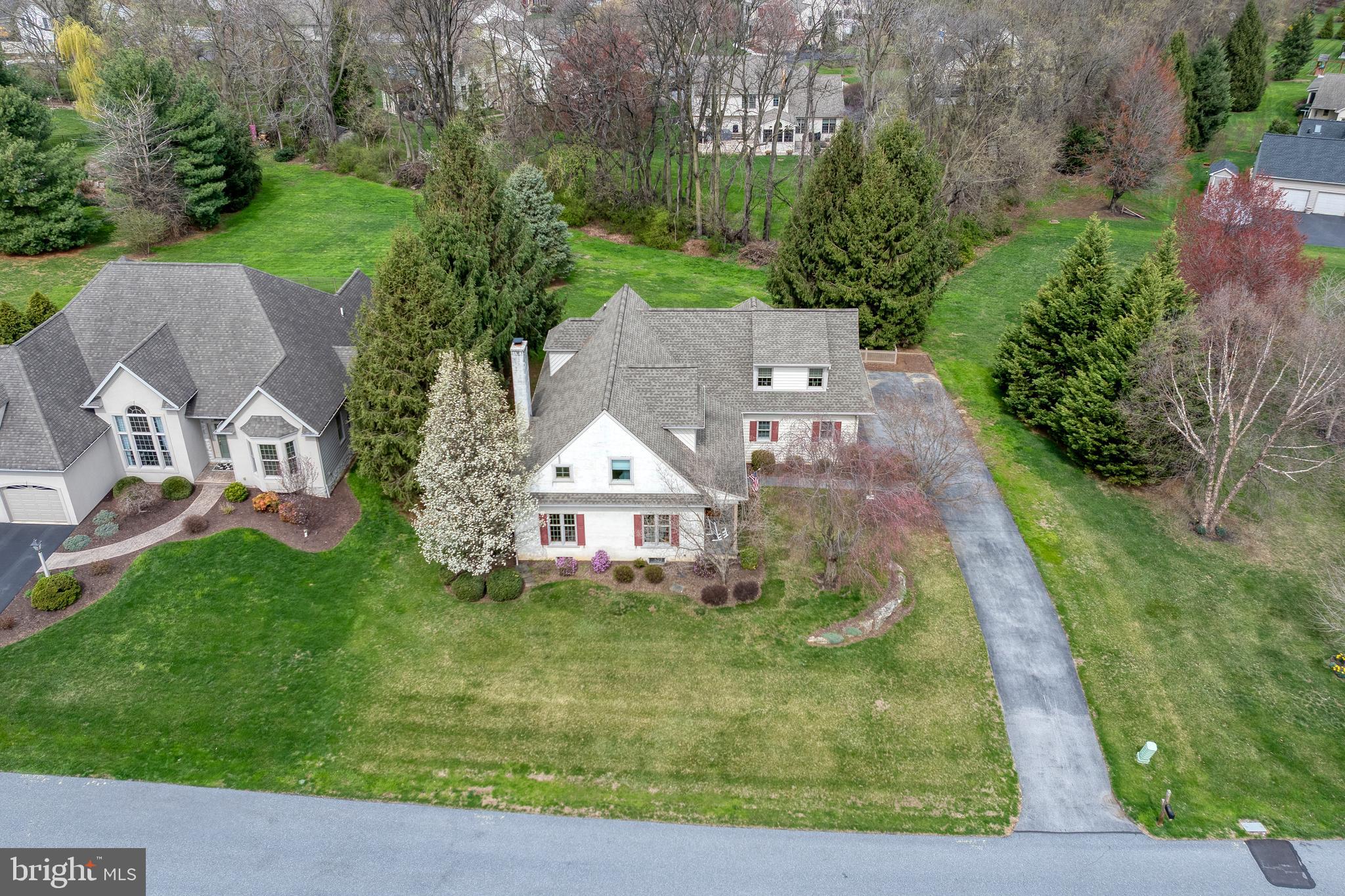 COUNTRY MEADOWS - Residential