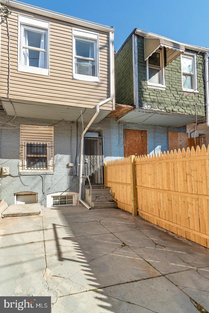 MCELDERRY PARK - Residential Lease