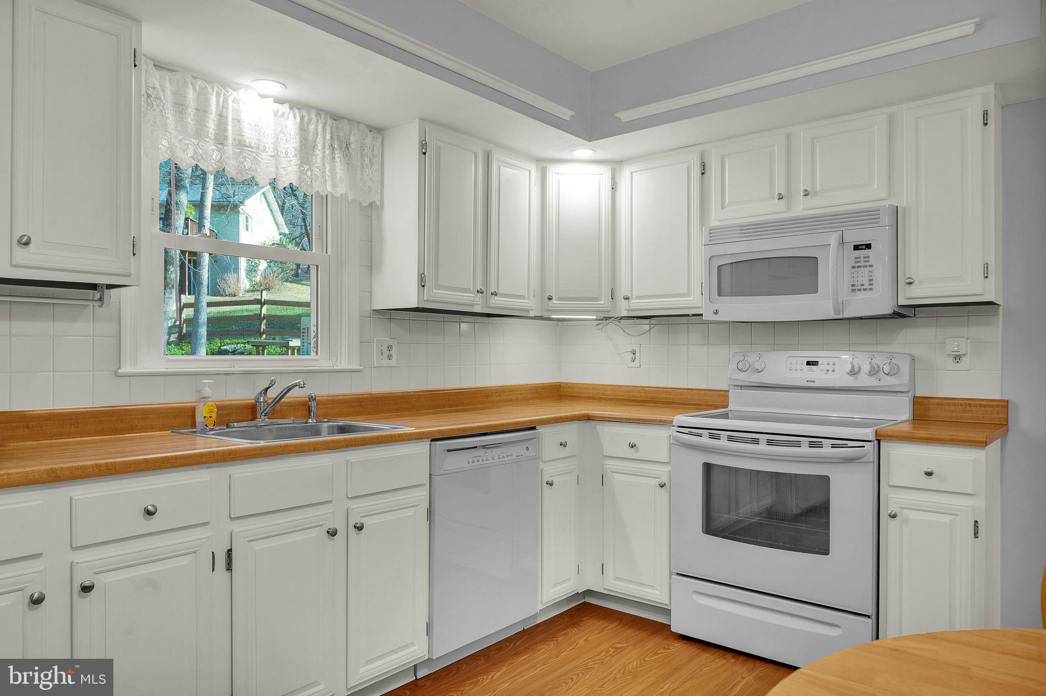 SUMMIT RIDGE - Residential