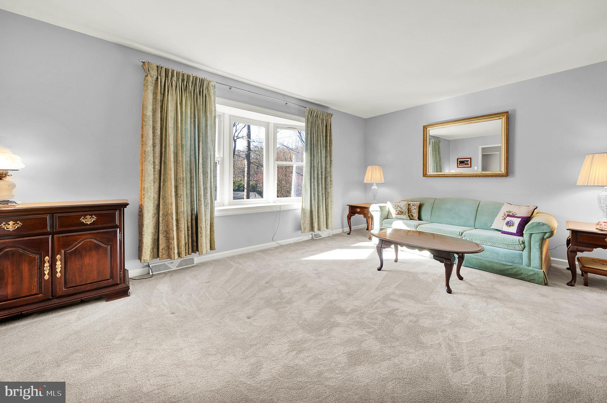 SUMMIT RIDGE - Residential