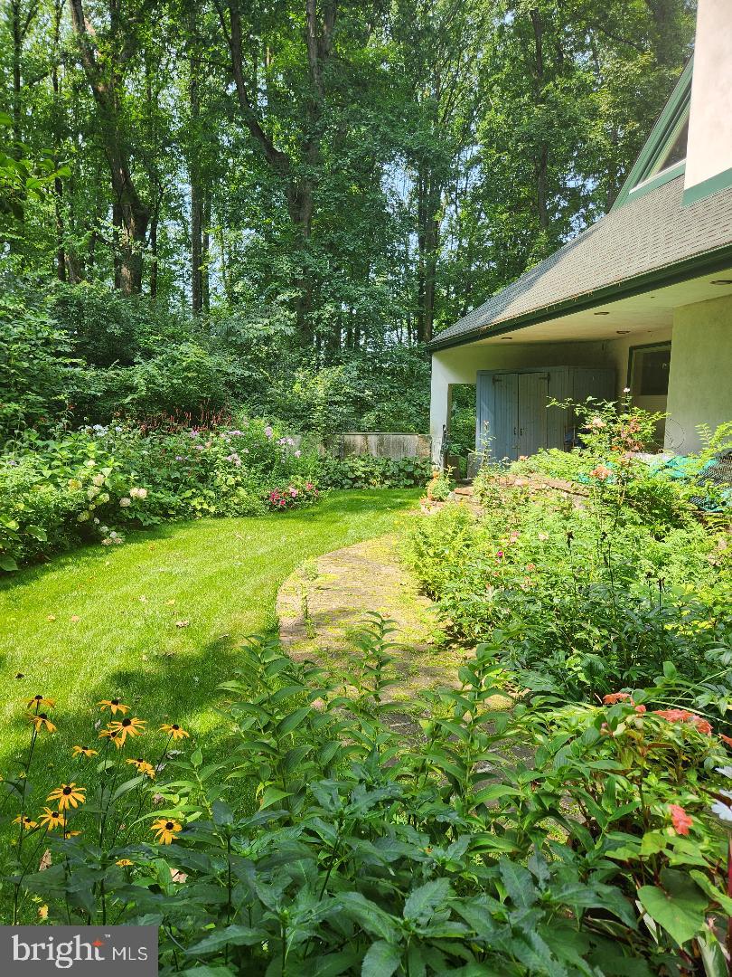 RADNOR HUNT - Residential