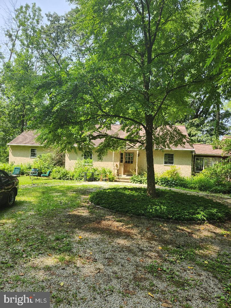 RADNOR HUNT - Residential