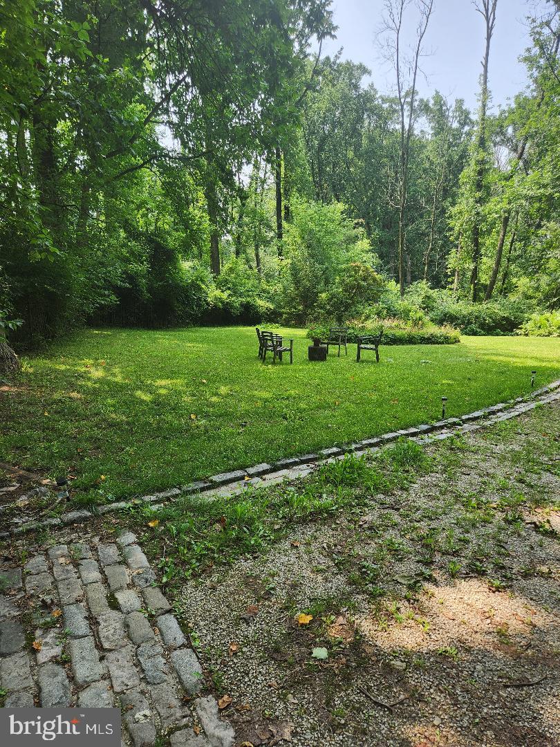 RADNOR HUNT - Residential