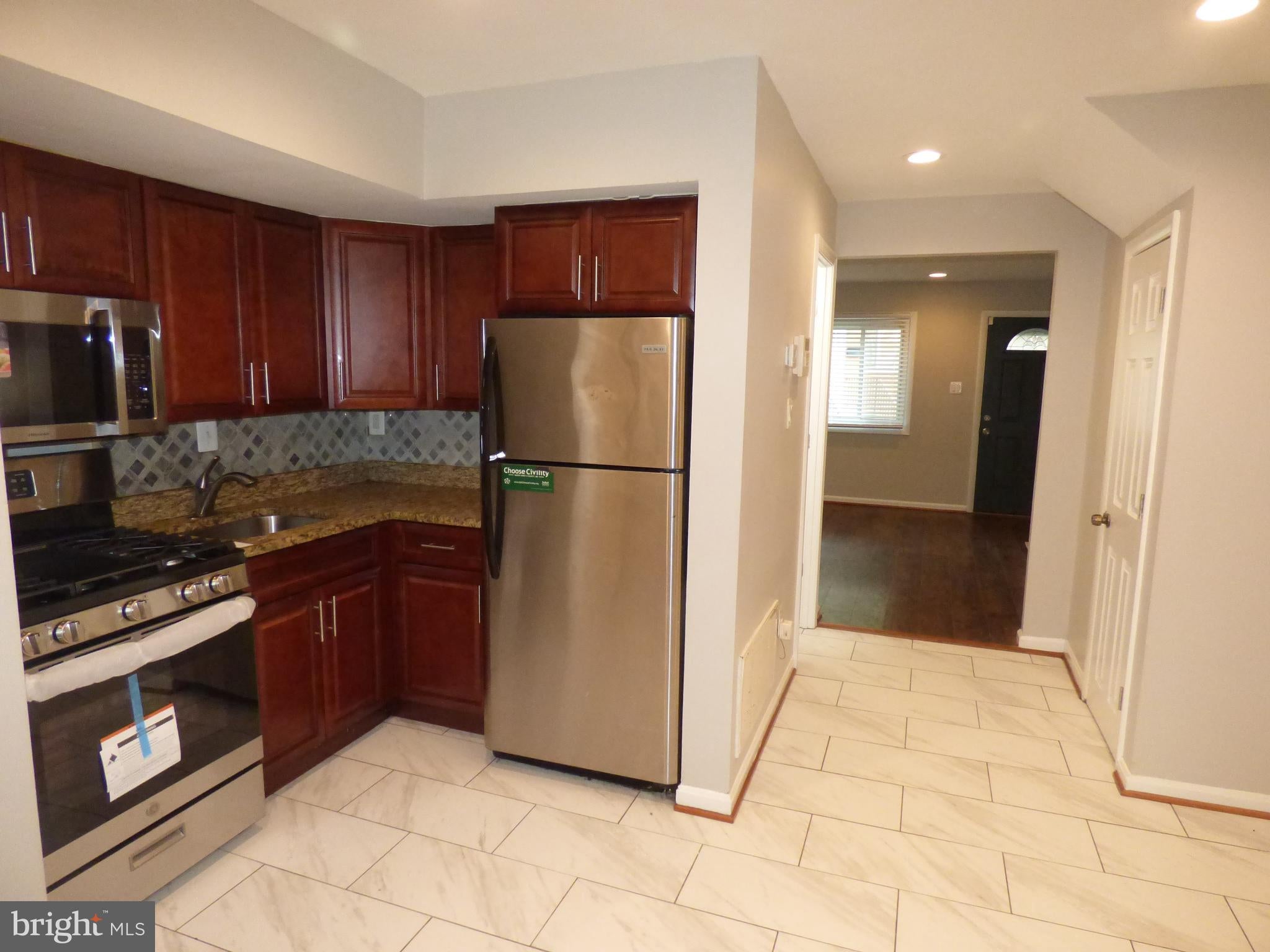 1204 WESTVIEW TERRACE