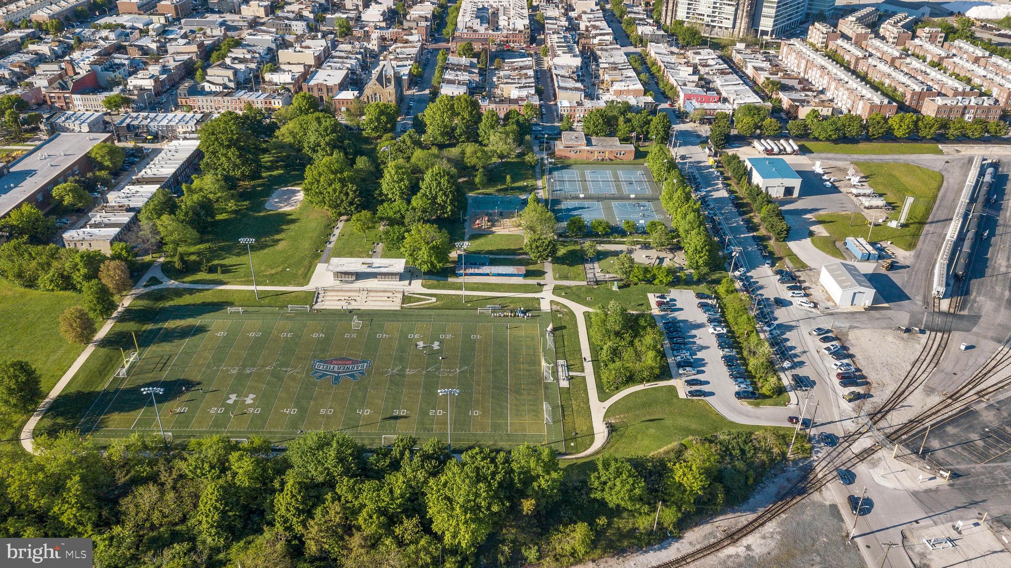 LOCUST POINT - Residential