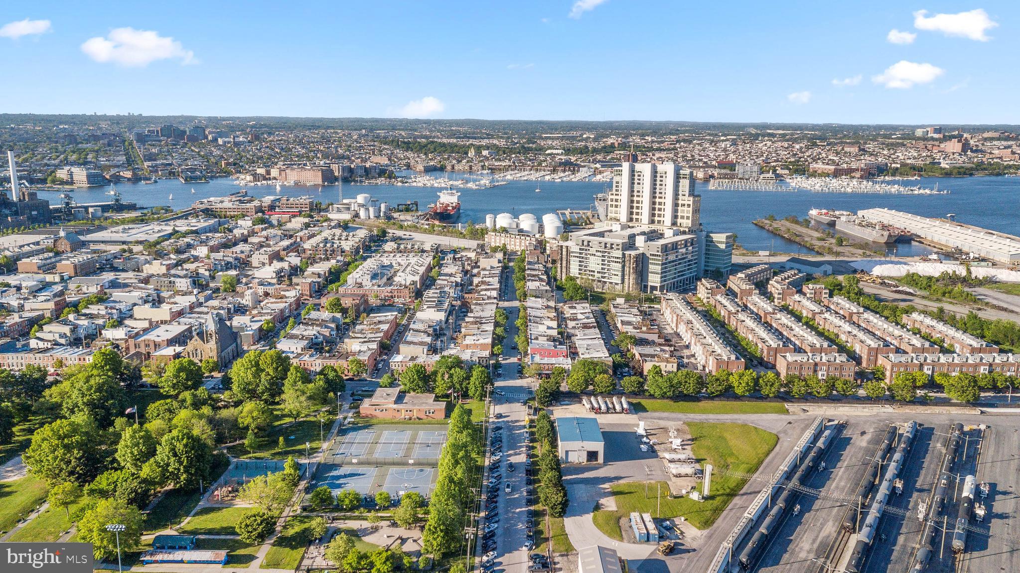 LOCUST POINT - Residential