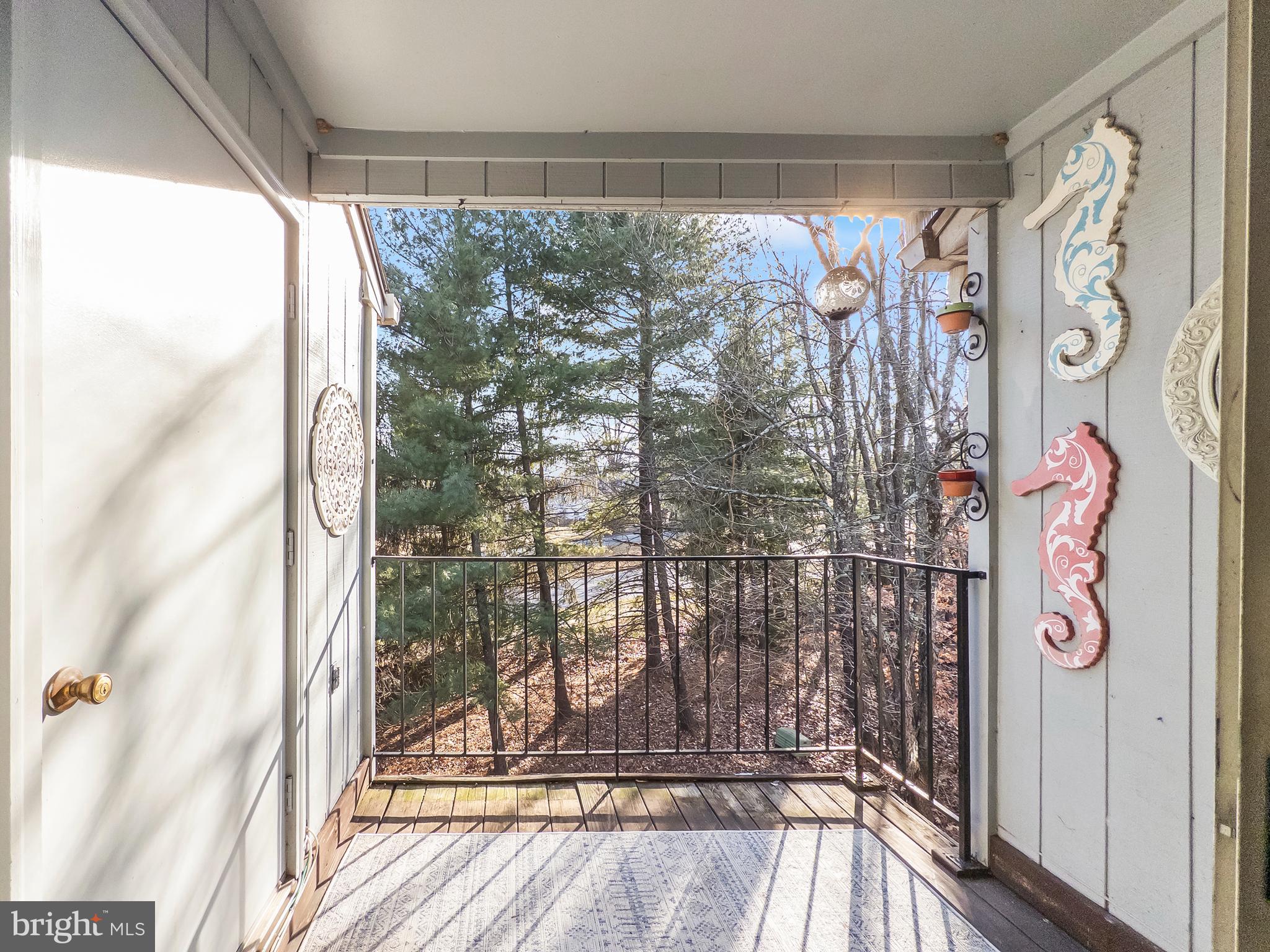 LAKEVIEW - Residential