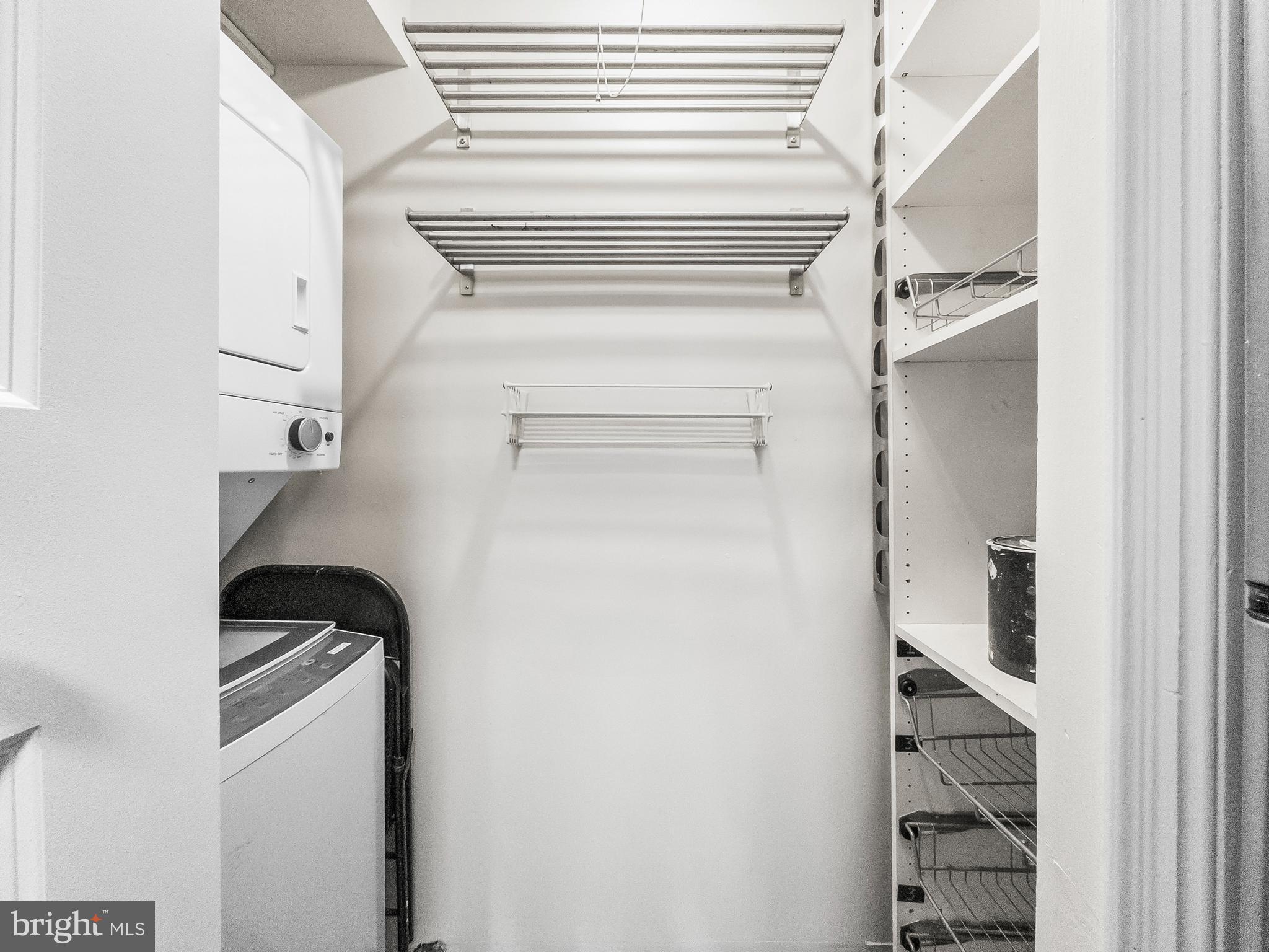 LAKEVIEW - Residential