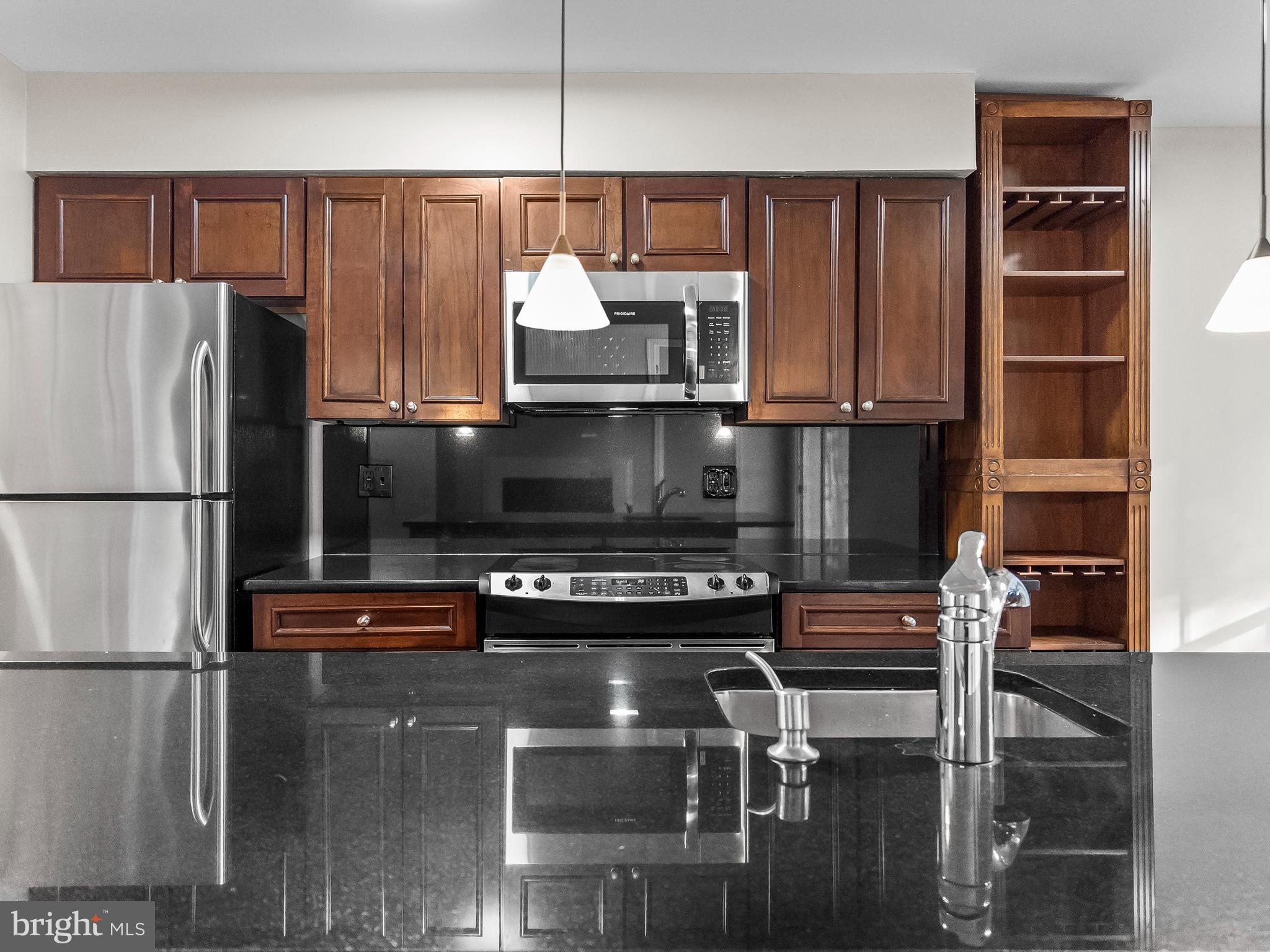 LAKEVIEW - Residential