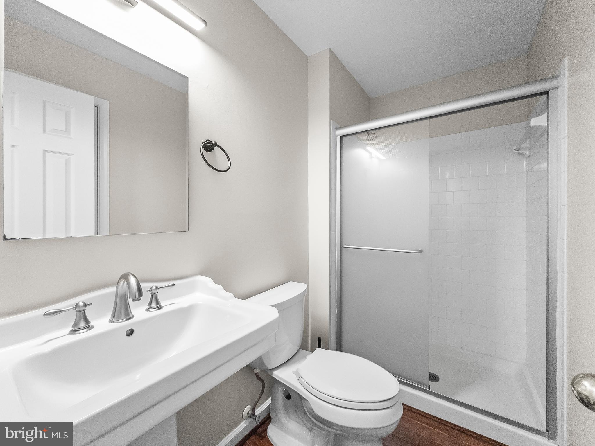 LAKEVIEW - Residential