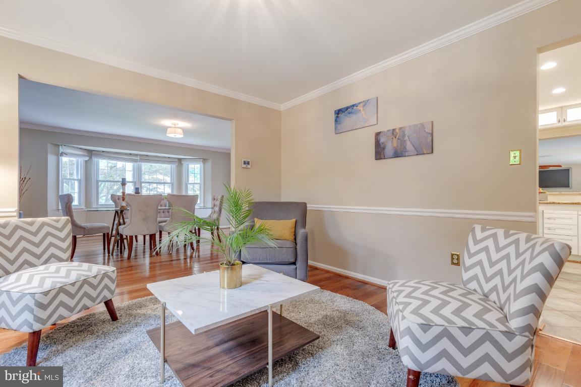 LAKEWOOD HILLS - Residential