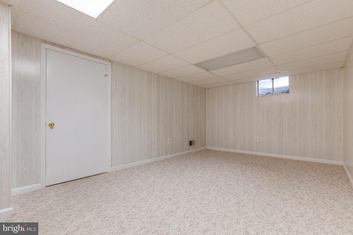 LAKEWOOD HILLS - Residential