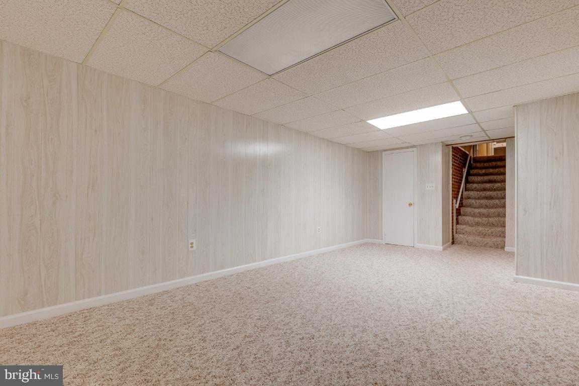 LAKEWOOD HILLS - Residential