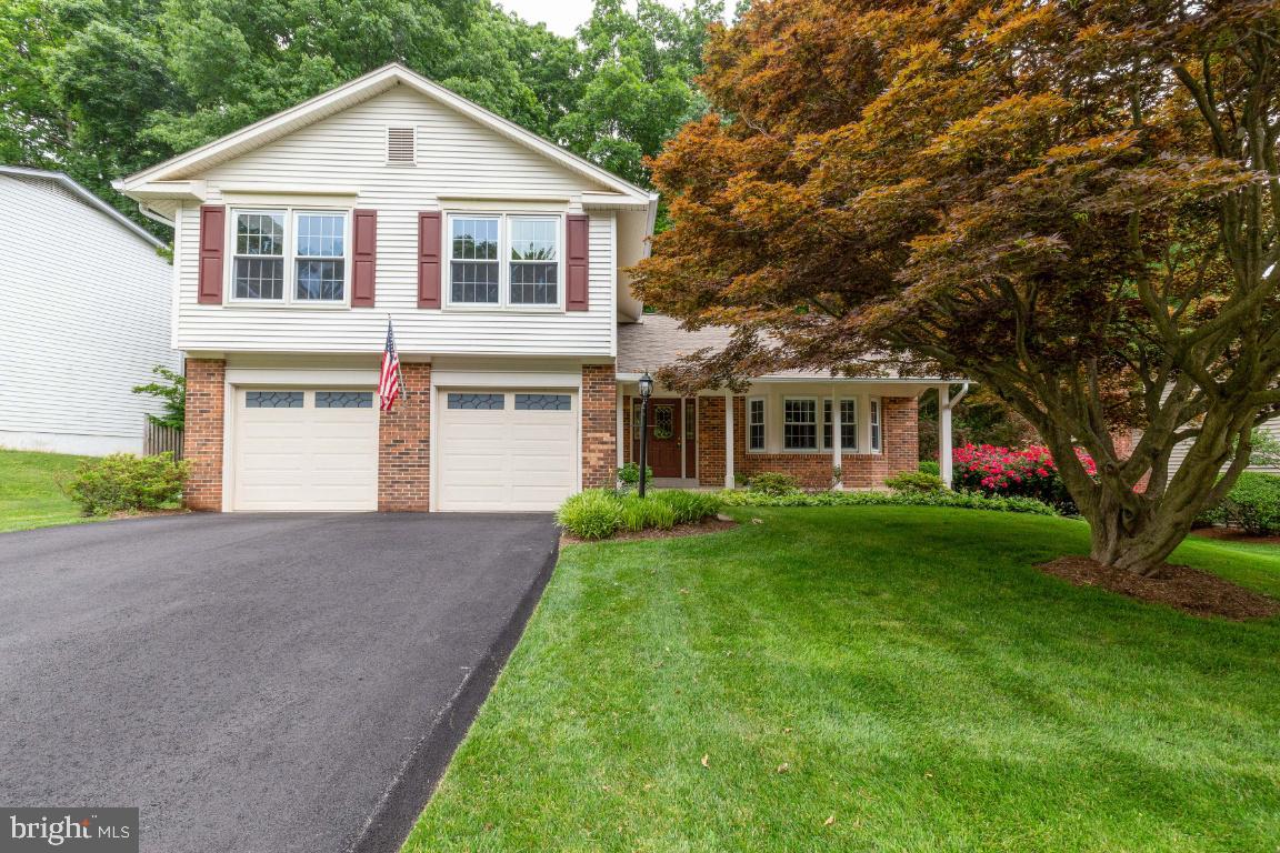 LAKEWOOD HILLS - Residential