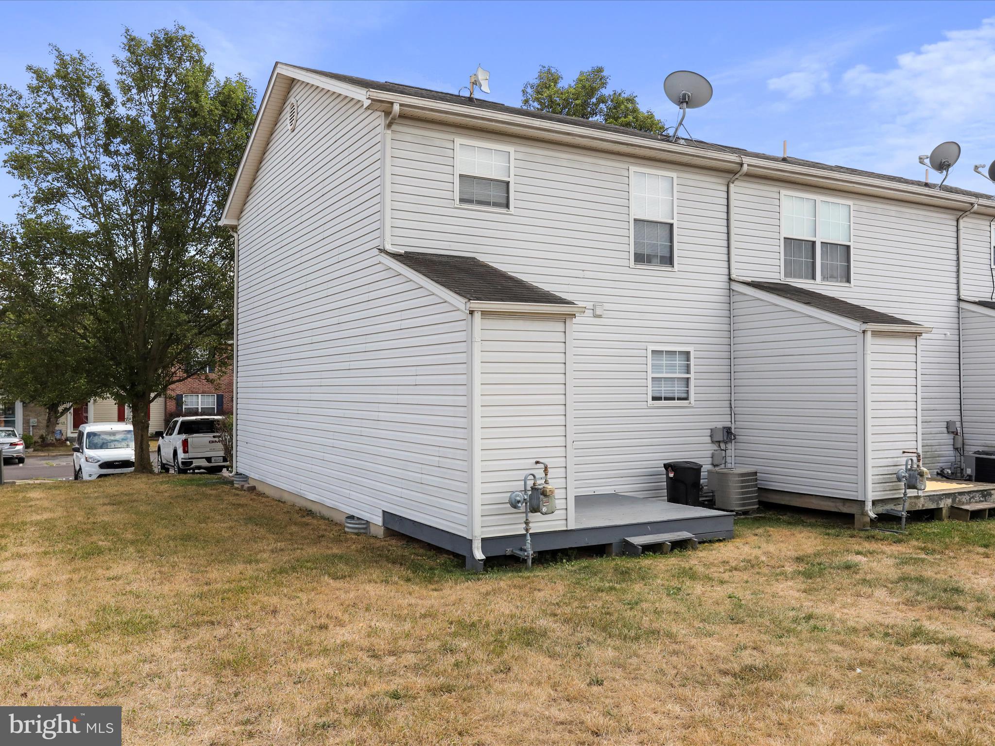 LAKEVIEW TOWNHOMES - Residential