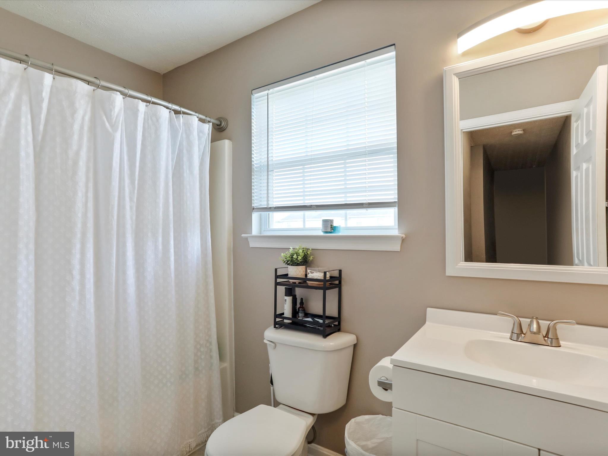 LAKEVIEW TOWNHOMES - Residential