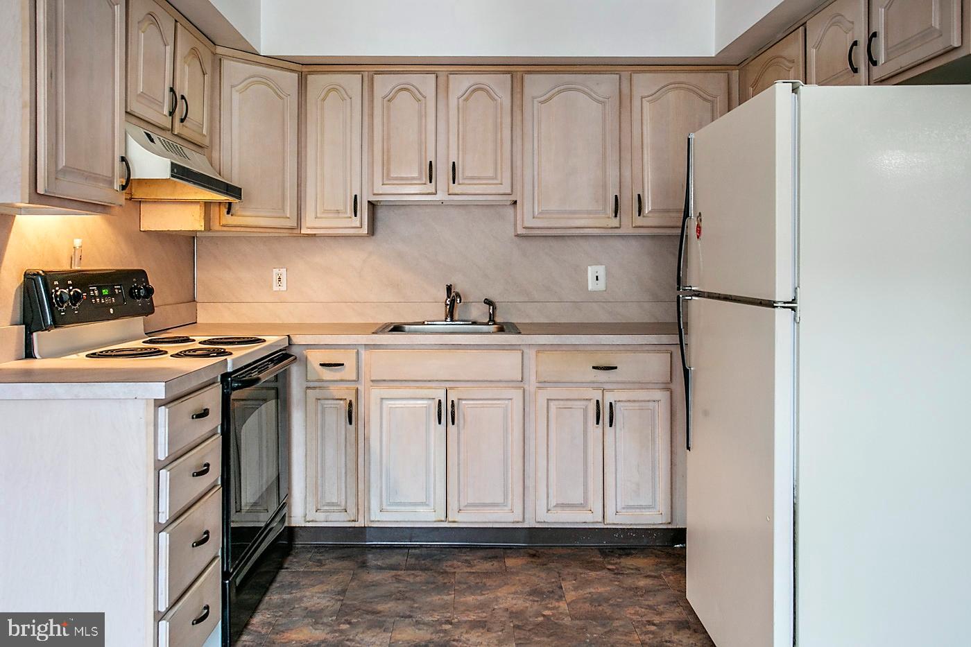 HILLTOP - Residential