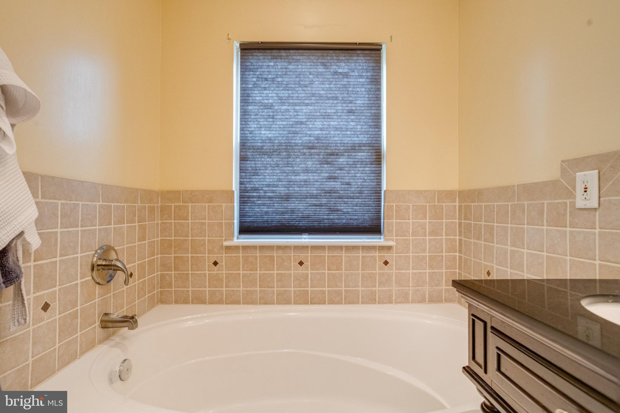 QUAIL RUN SOUTH - Residential