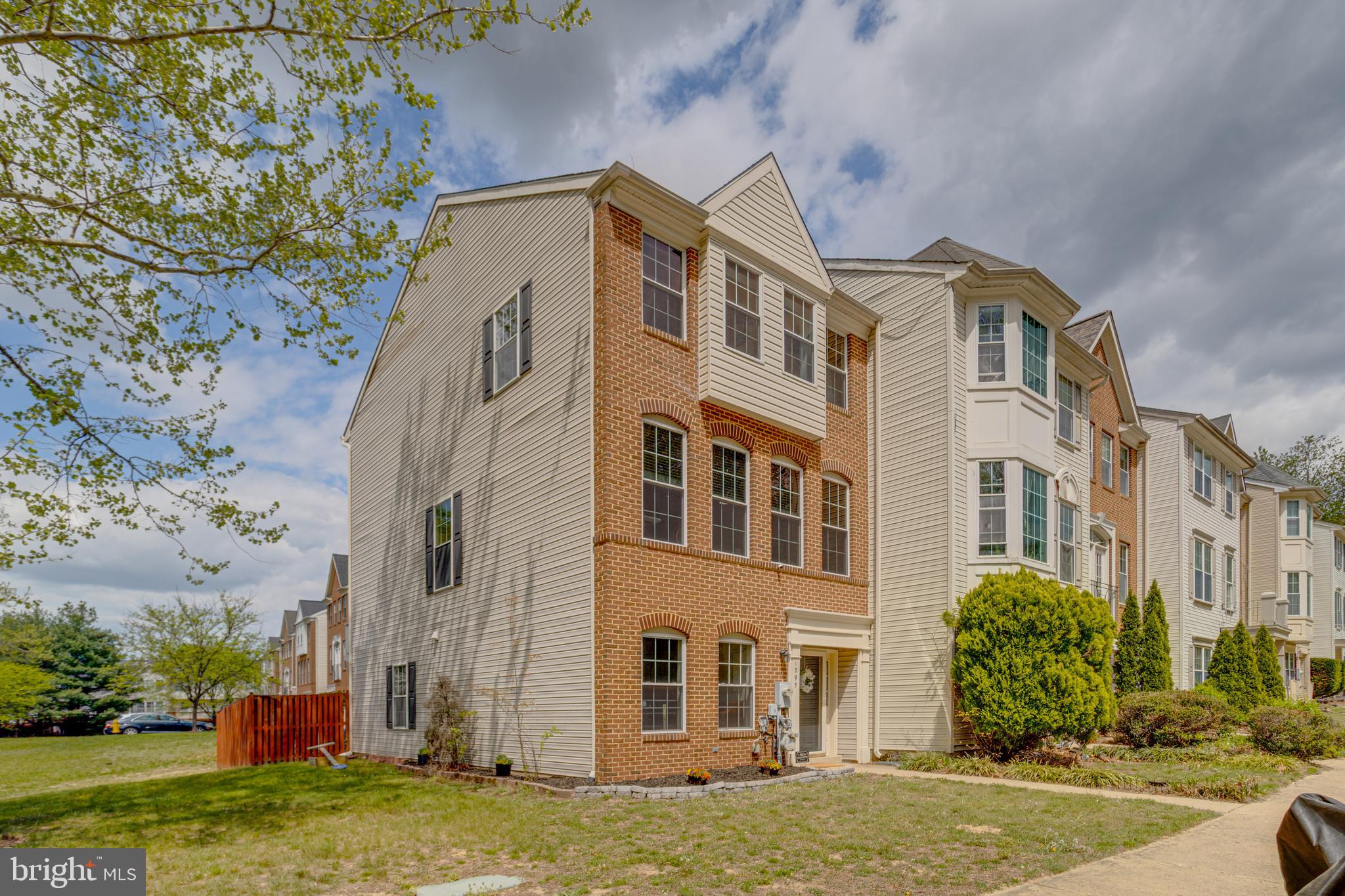 QUAIL RUN SOUTH - Residential