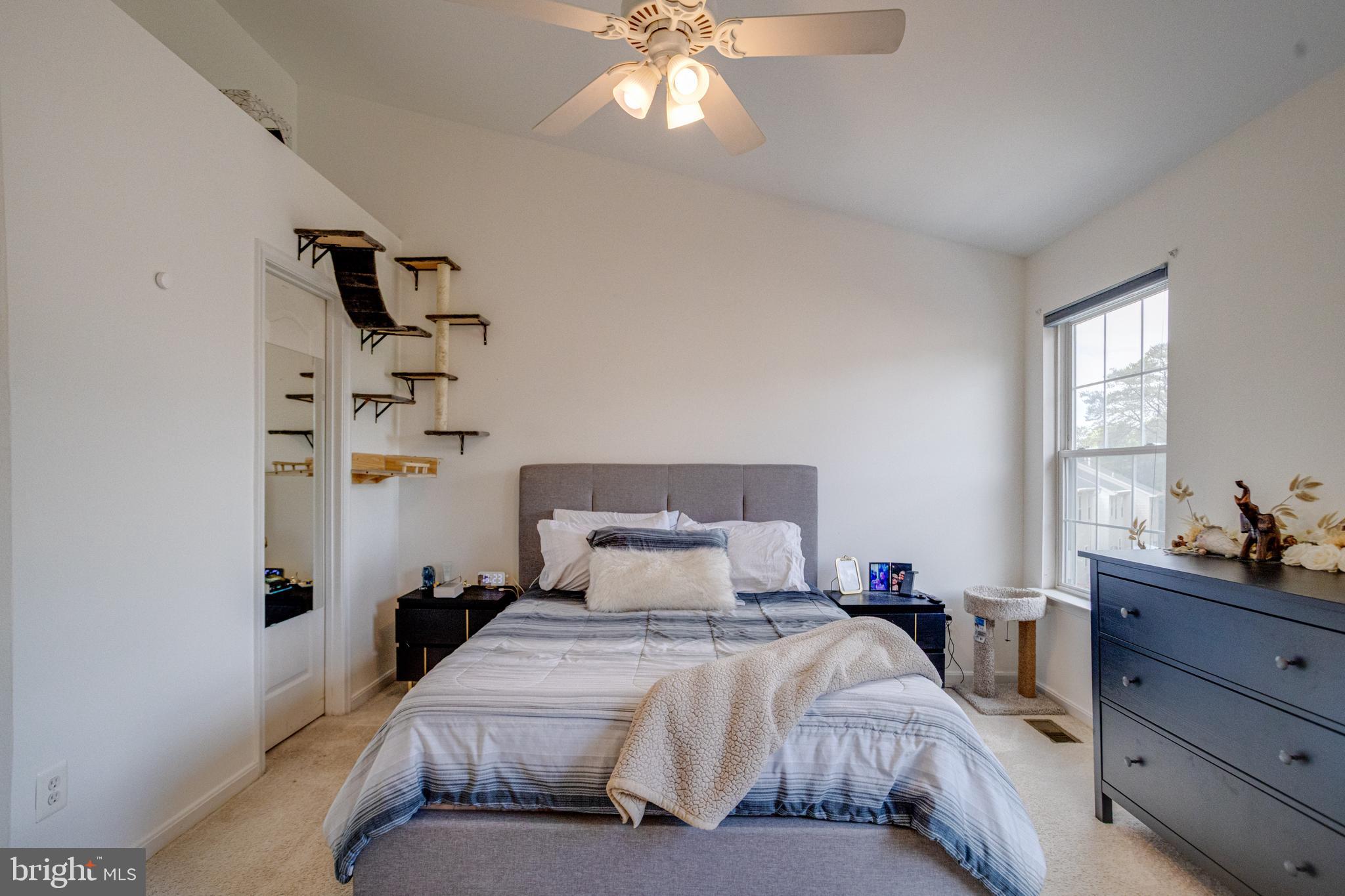 QUAIL RUN SOUTH - Residential