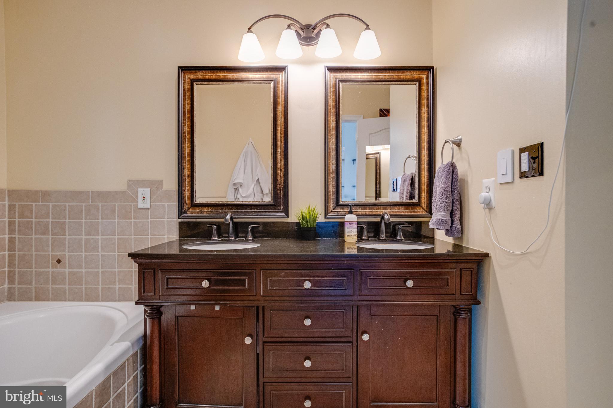 QUAIL RUN SOUTH - Residential