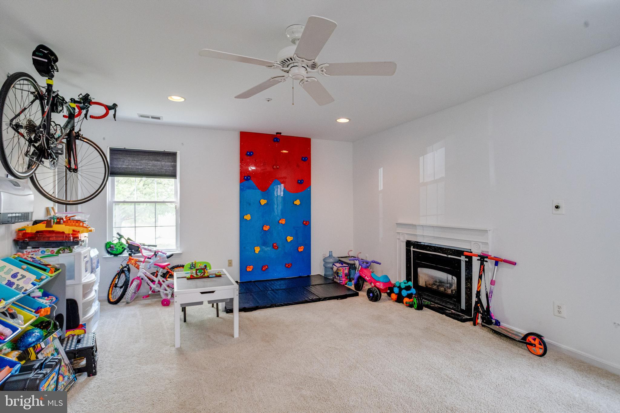 QUAIL RUN SOUTH - Residential