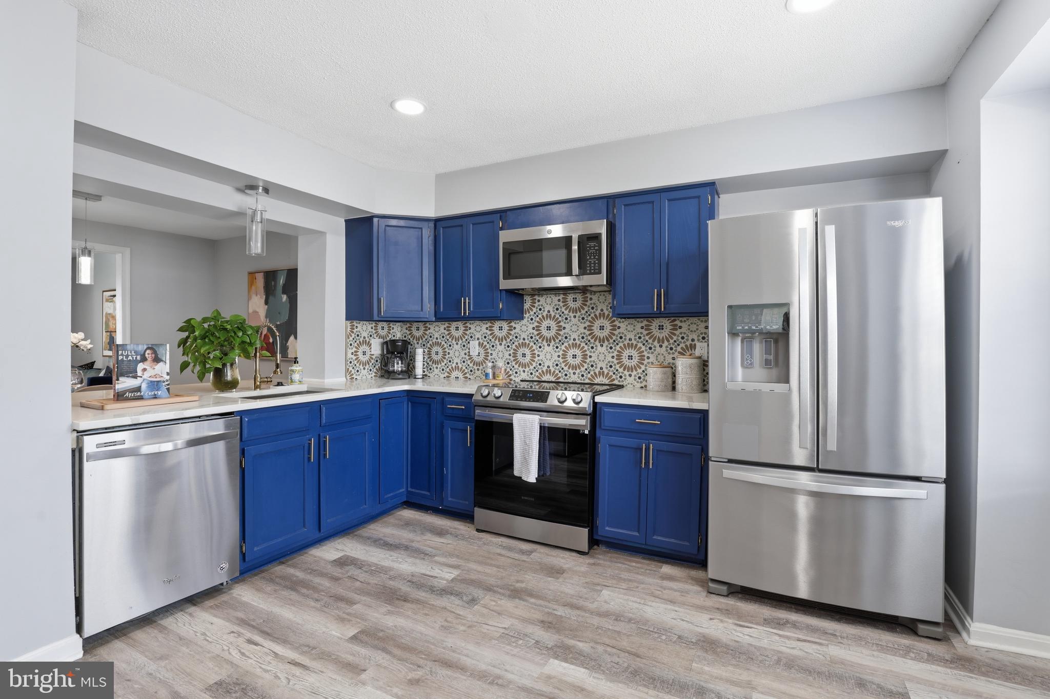 2357 SKYLAND TERRACE SE