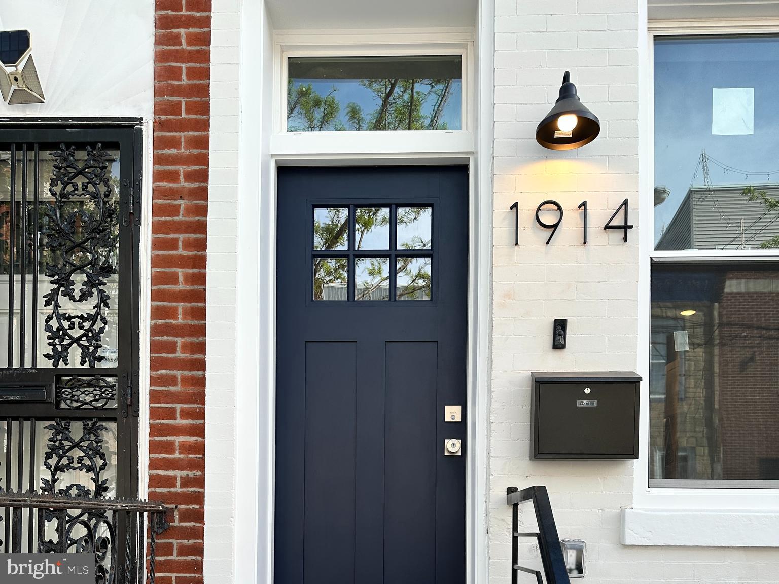 POINT BREEZE - Residential