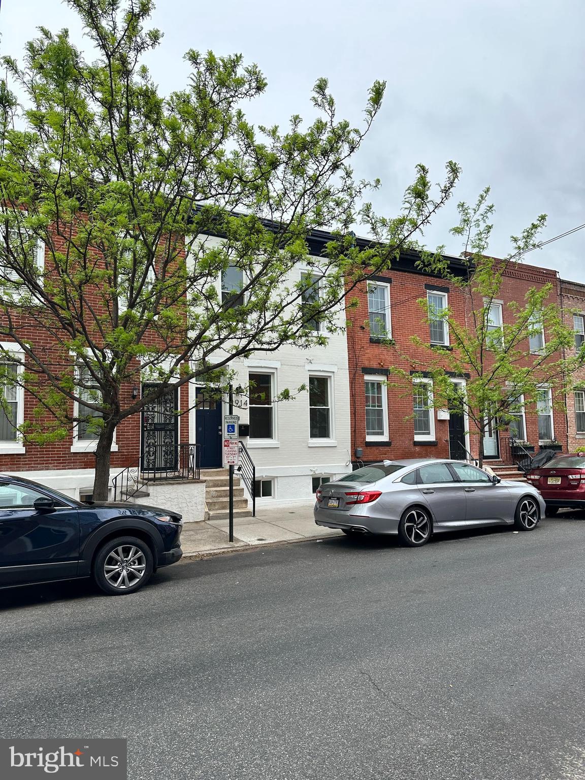 POINT BREEZE - Residential