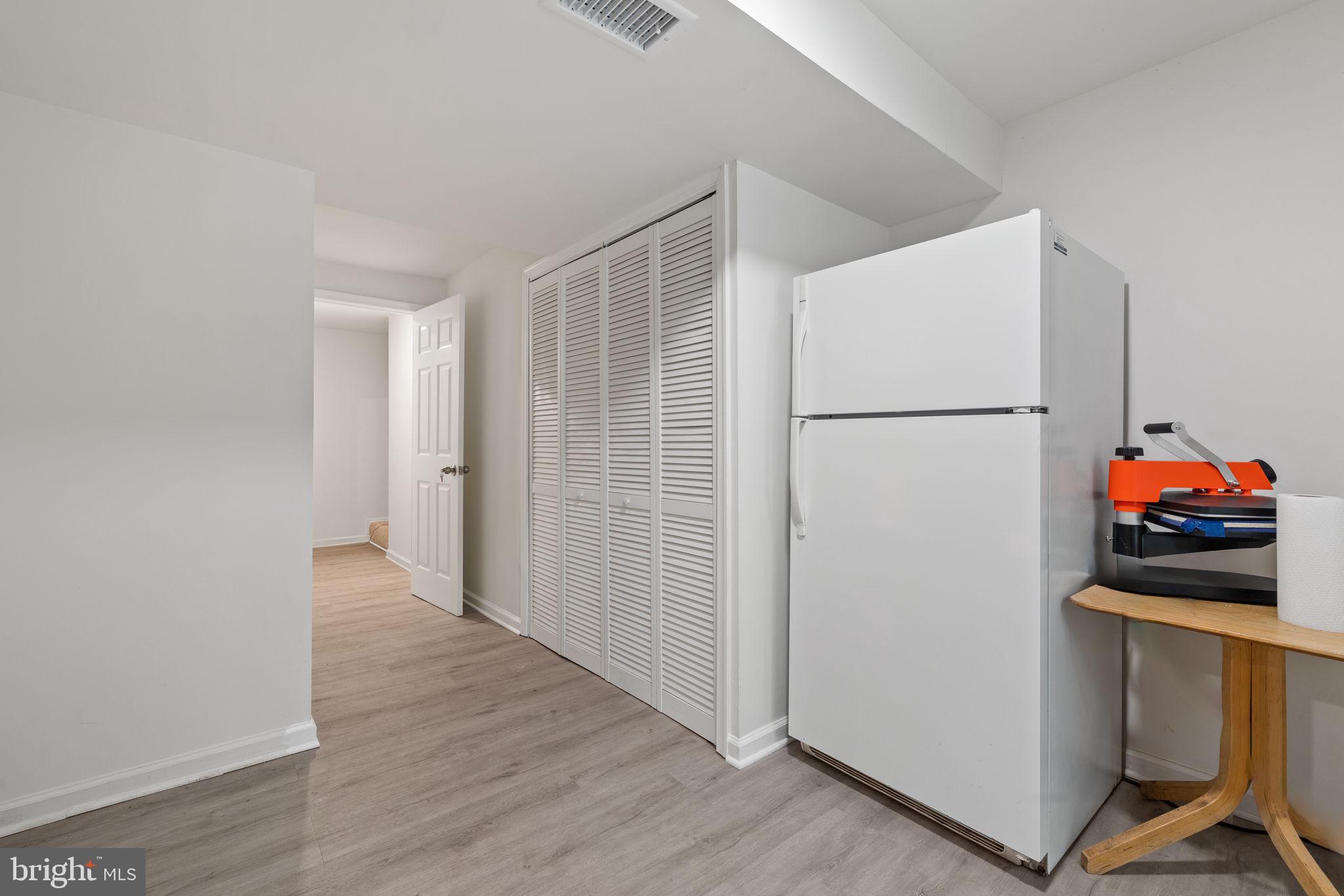 BURKE CENTRE - Residential