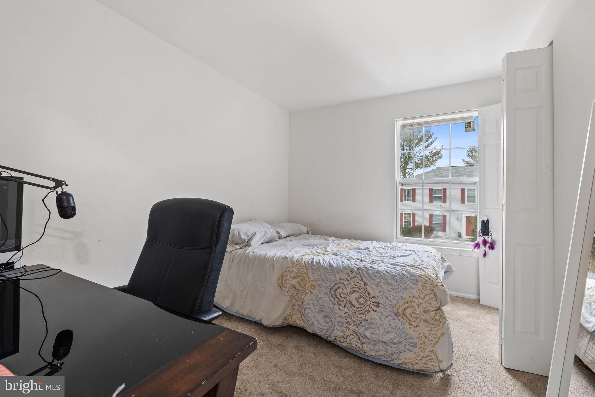 BURKE CENTRE - Residential