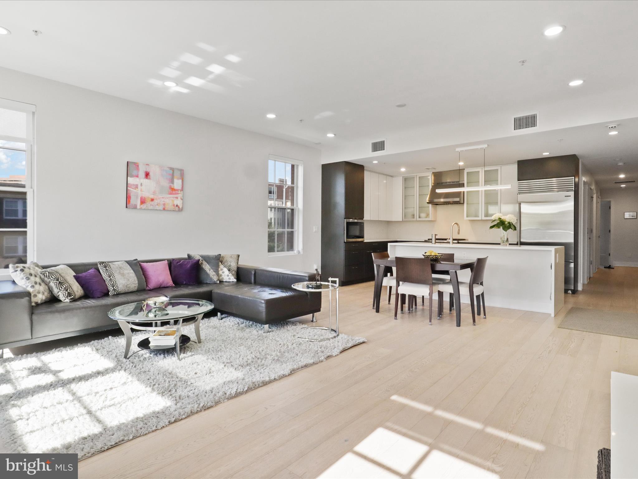 GASLIGHT SQUARE - Residential Lease